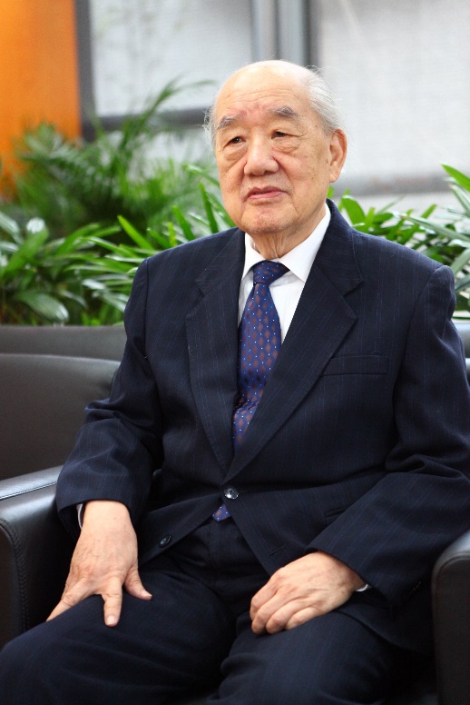 Zhaowu_Tian_Portrait
